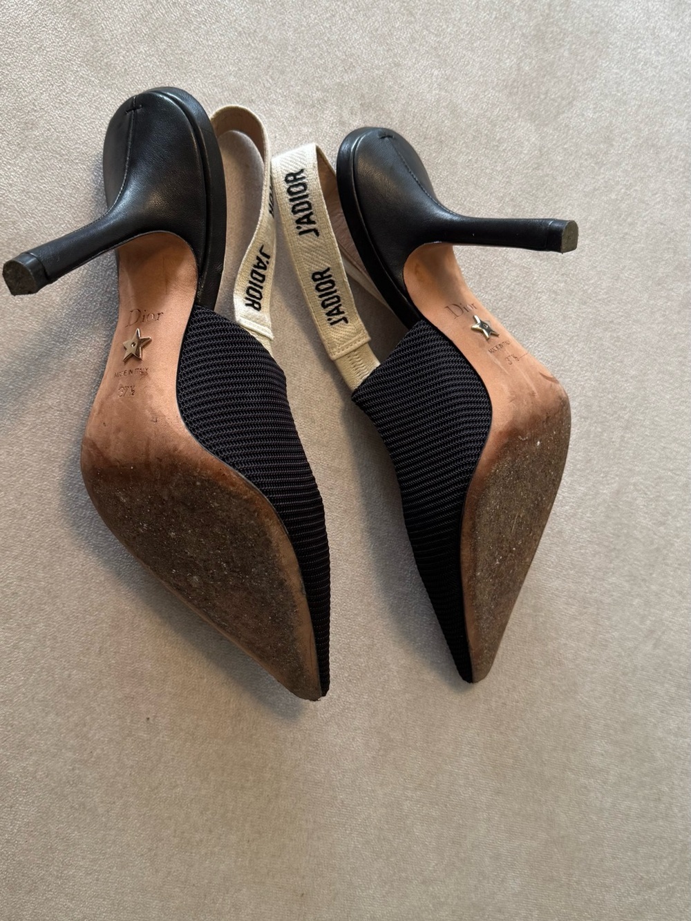 Dior Black Pointed Slingback Pumps with White Logo Bow - Picture 7 of 8